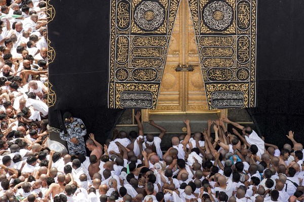 Inilah Tempat-Tempat Mustajab untuk Berdoa di Masjidil Haram wilimas panen tour